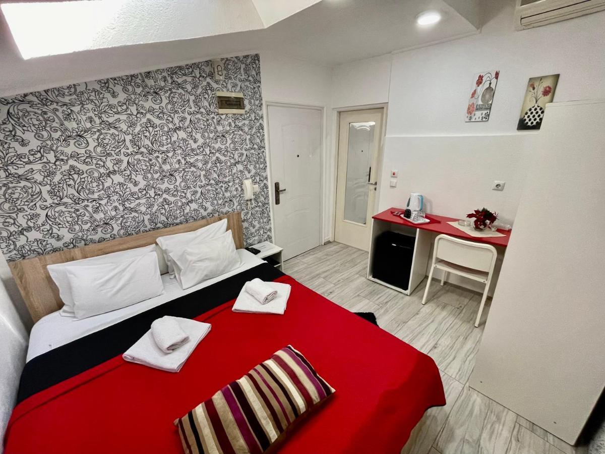 קרגיובאק Apartmani Aleksandra U Centru Grada מראה חיצוני תמונה