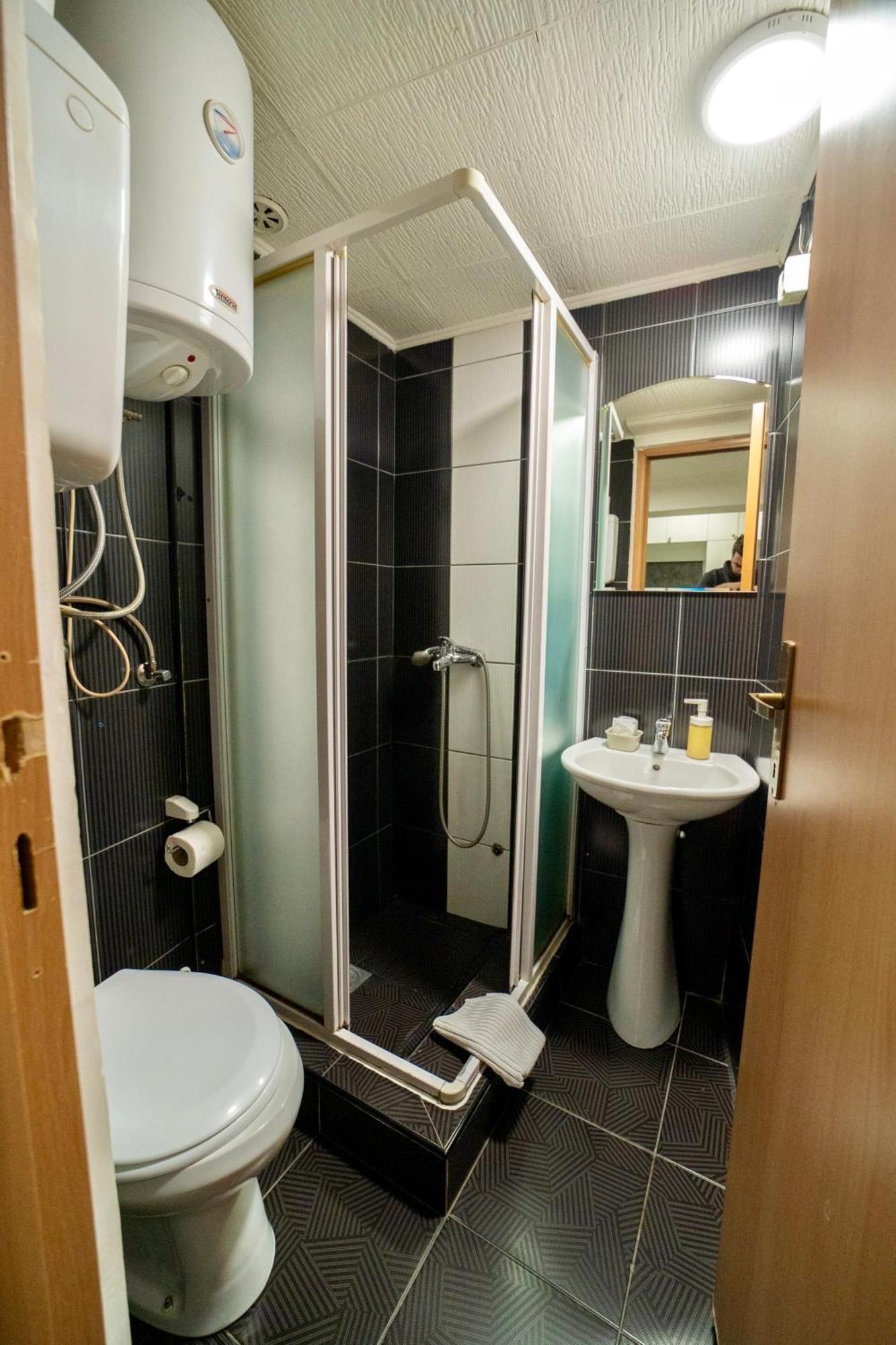 קרגיובאק Apartmani Aleksandra U Centru Grada מראה חיצוני תמונה