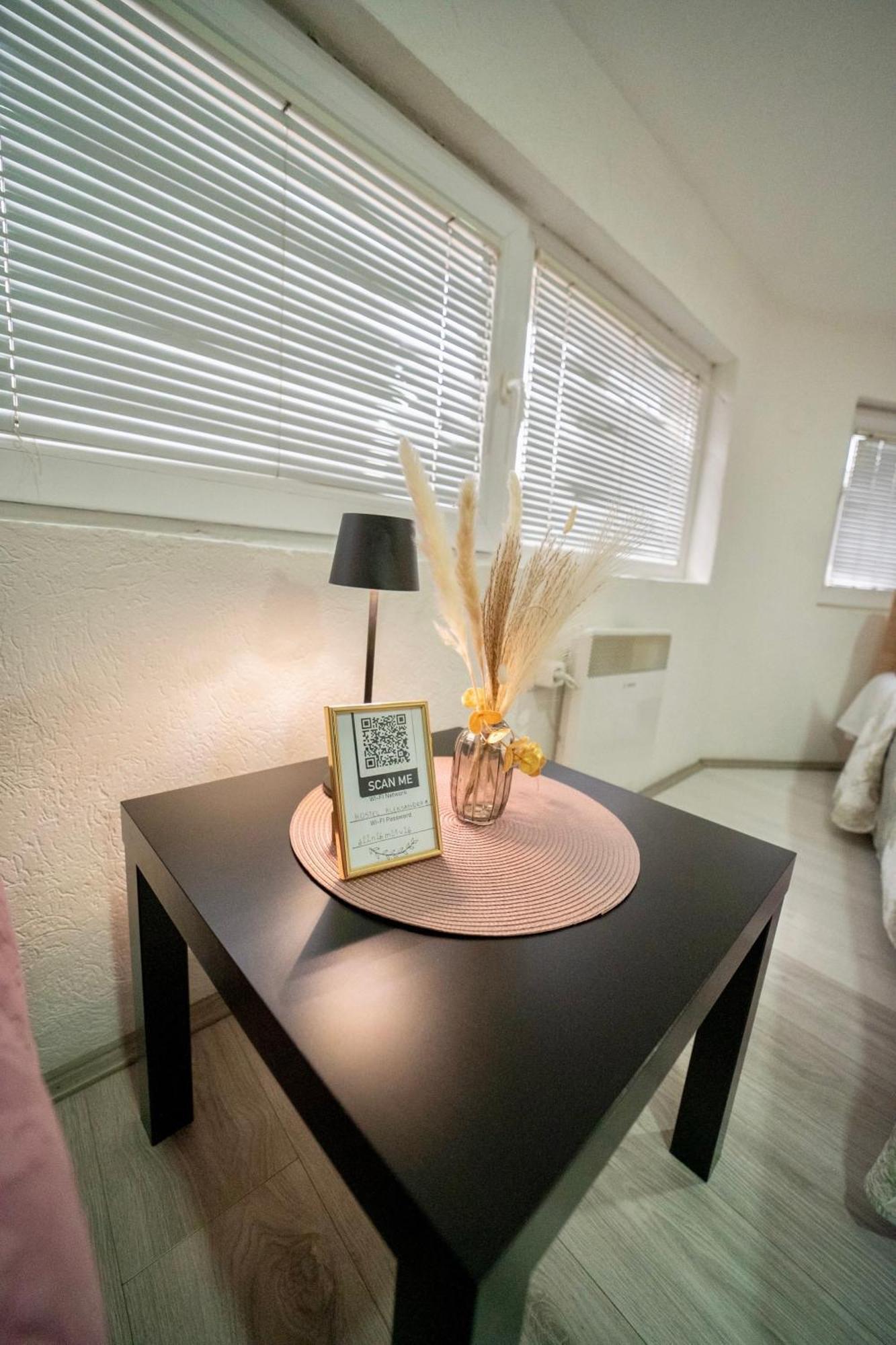 קרגיובאק Apartmani Aleksandra U Centru Grada מראה חיצוני תמונה