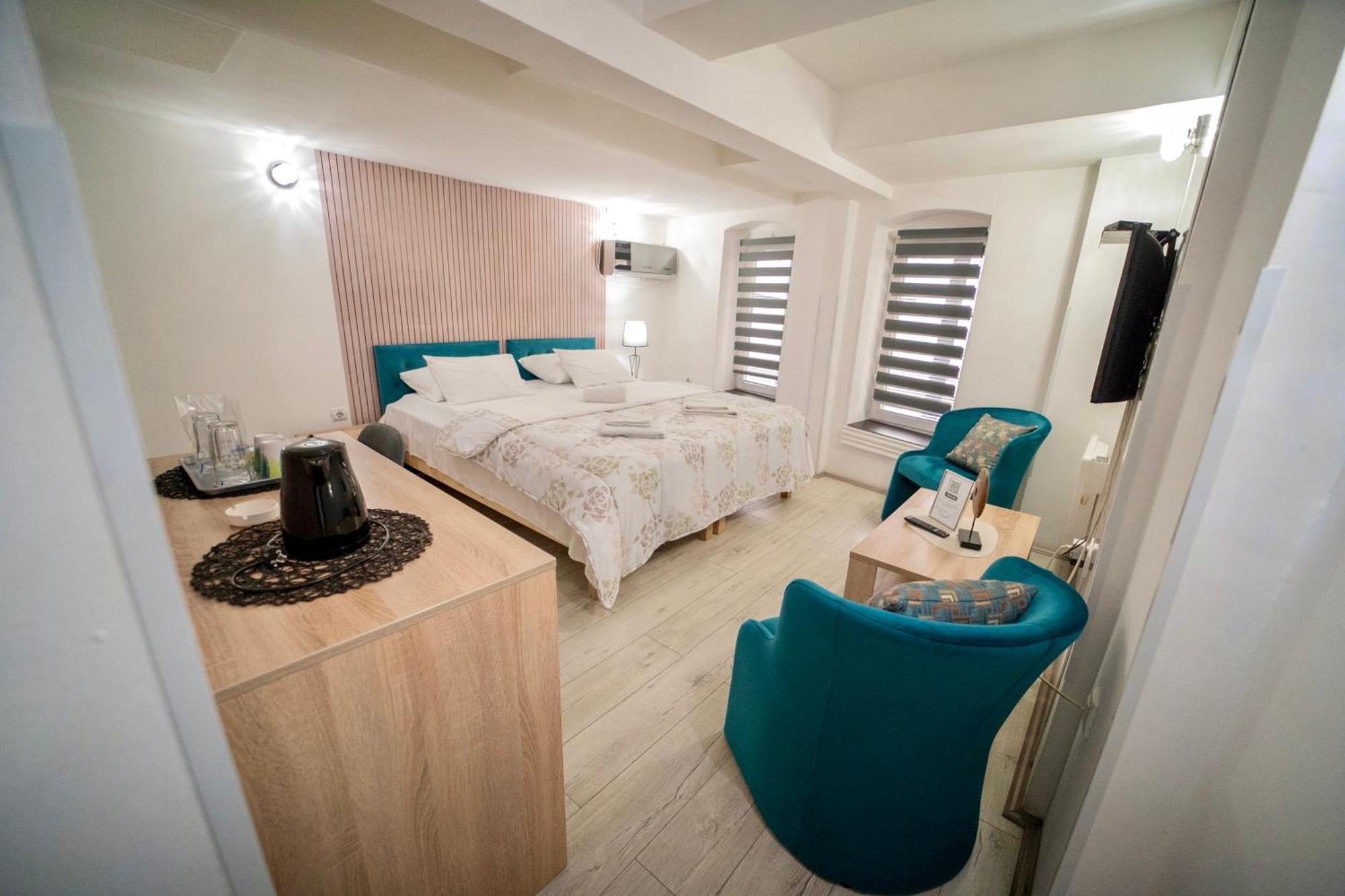 קרגיובאק Apartmani Aleksandra U Centru Grada מראה חיצוני תמונה