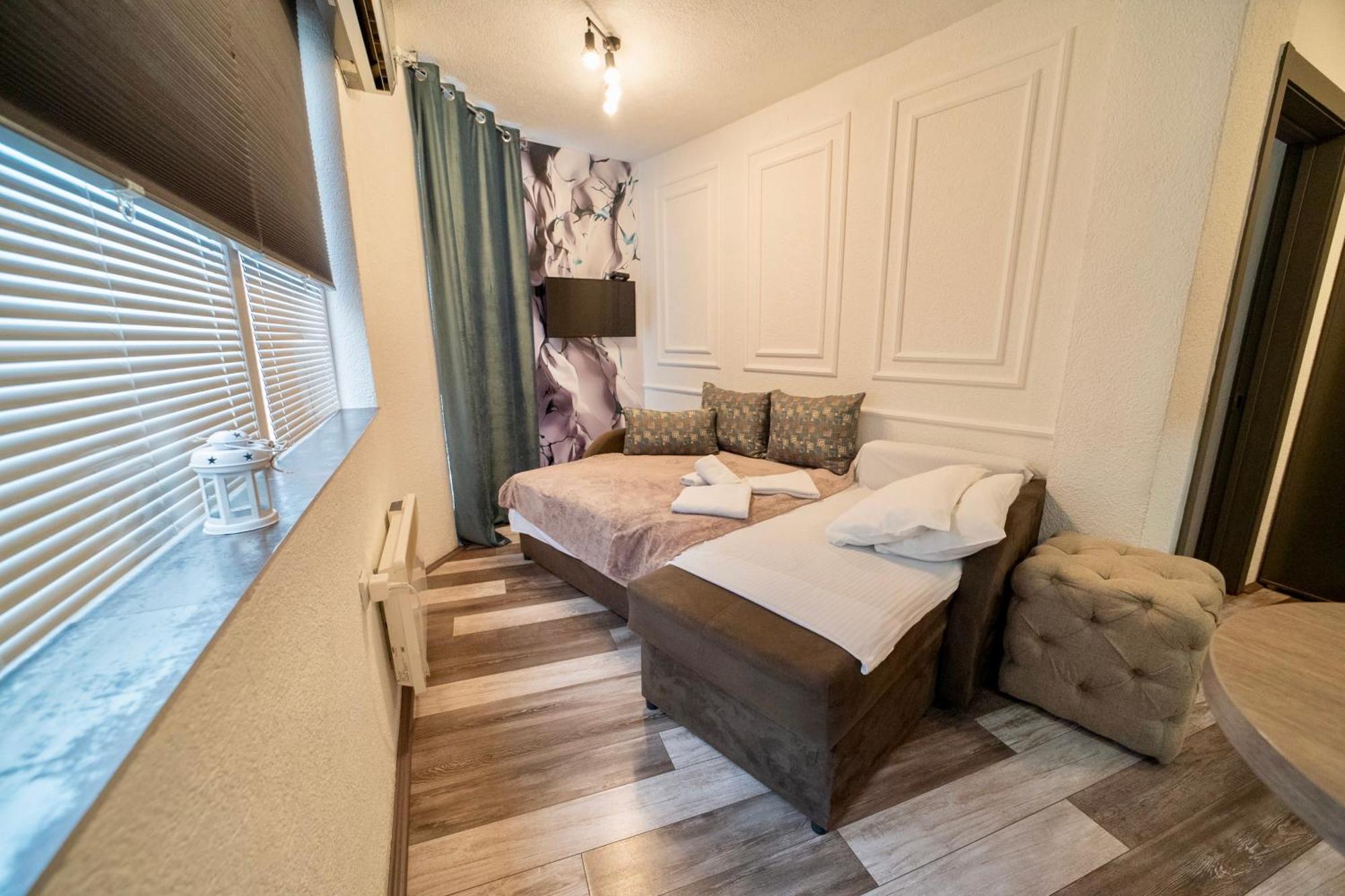 קרגיובאק Apartmani Aleksandra U Centru Grada מראה חיצוני תמונה